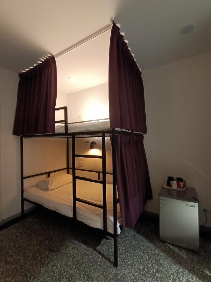 Swf淡水新五福旅館 Sinwufu Hotel Buitenkant foto