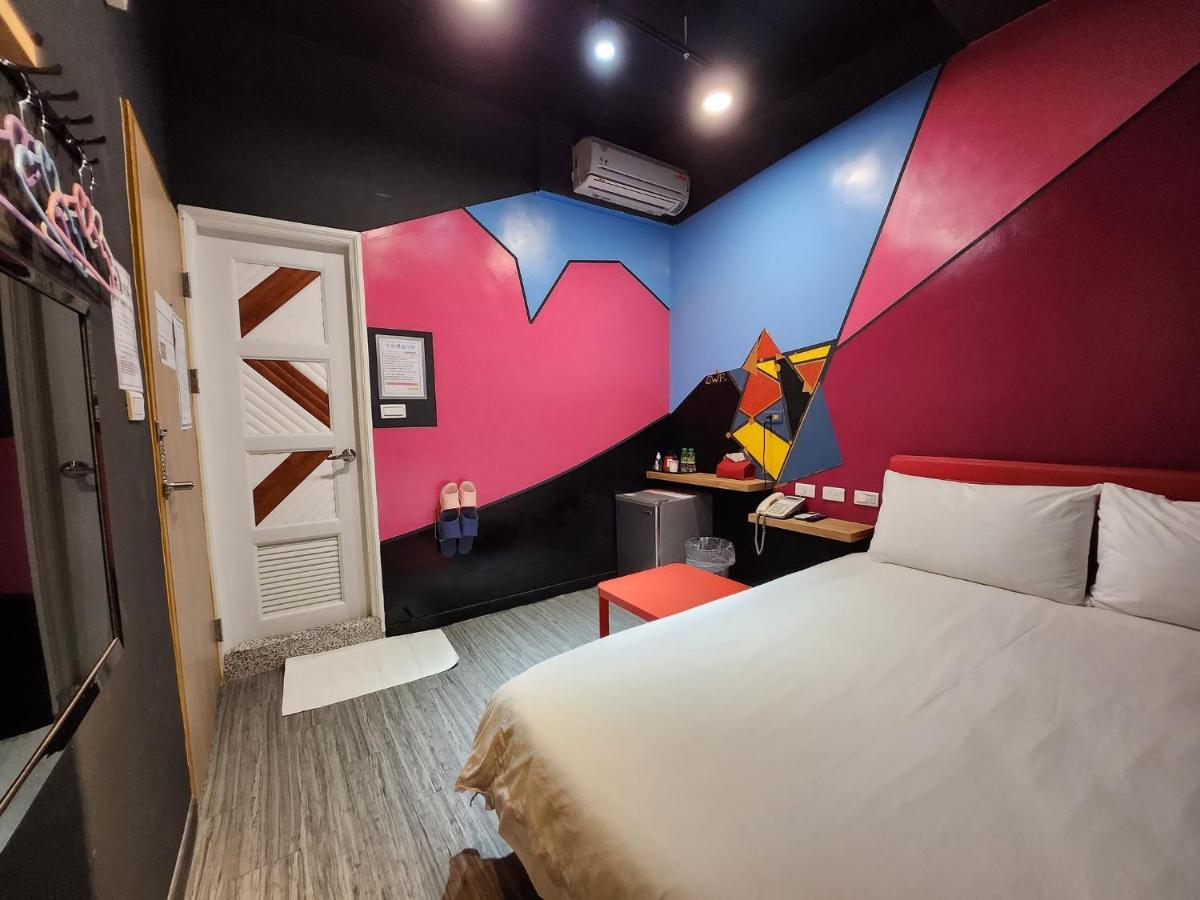 Swf淡水新五福旅館 Sinwufu Hotel Buitenkant foto