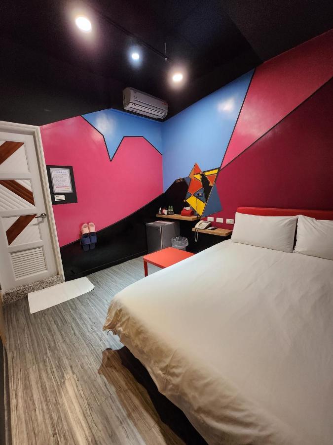 Swf淡水新五福旅館 Sinwufu Hotel Buitenkant foto